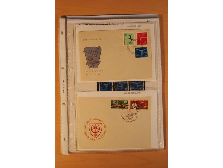 1949/90, postfrische und gestempelte stark spezialisierte Sammlung mit zahlreichen Abarten, Typen, Plattenfehlern und Zusamme