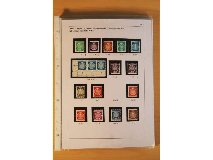 1949/90, postfrische und gestempelte stark spezialisierte Sammlung mit zahlreichen Abarten, Typen, Plattenfehlern und Zusamme