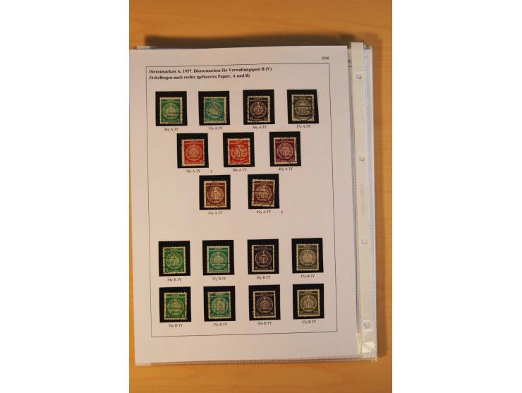 1949/90, postfrische und gestempelte stark spezialisierte Sammlung mit zahlreichen Abarten, Typen, Plattenfehlern und Zusamme