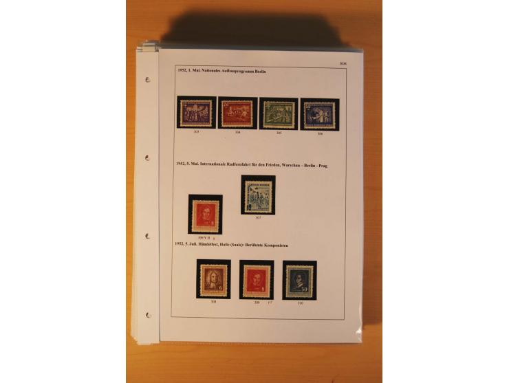 1949/90, postfrische und gestempelte stark spezialisierte Sammlung mit zahlreichen Abarten, Typen, Plattenfehlern und Zusamme