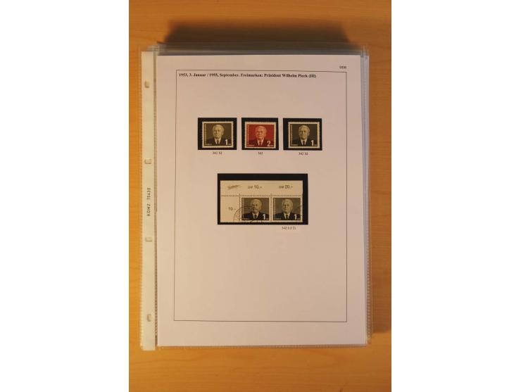 1949/90, postfrische und gestempelte stark spezialisierte Sammlung mit zahlreichen Abarten, Typen, Plattenfehlern und Zusamme