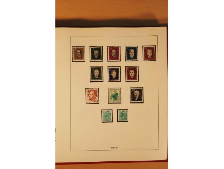 1949/90, kpl. postfrische Sammlung mit u.a. Mi.-Nr. 439 a II postfrisch, Fotoattest Weigelt BPP