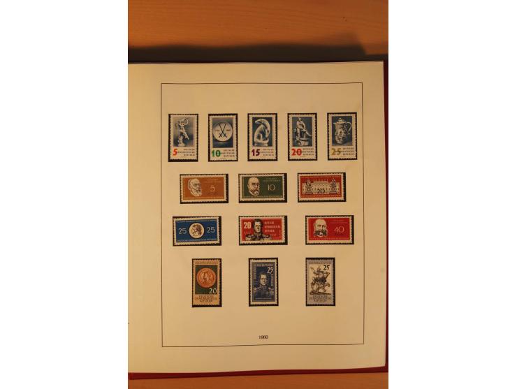1949/90, kpl. postfrische Sammlung mit u.a. Mi.-Nr. 439 a II postfrisch, Fotoattest Weigelt BPP