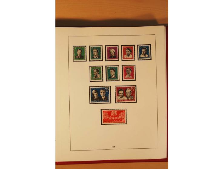 1949/90, kpl. postfrische Sammlung mit u.a. Mi.-Nr. 439 a II postfrisch, Fotoattest Weigelt BPP