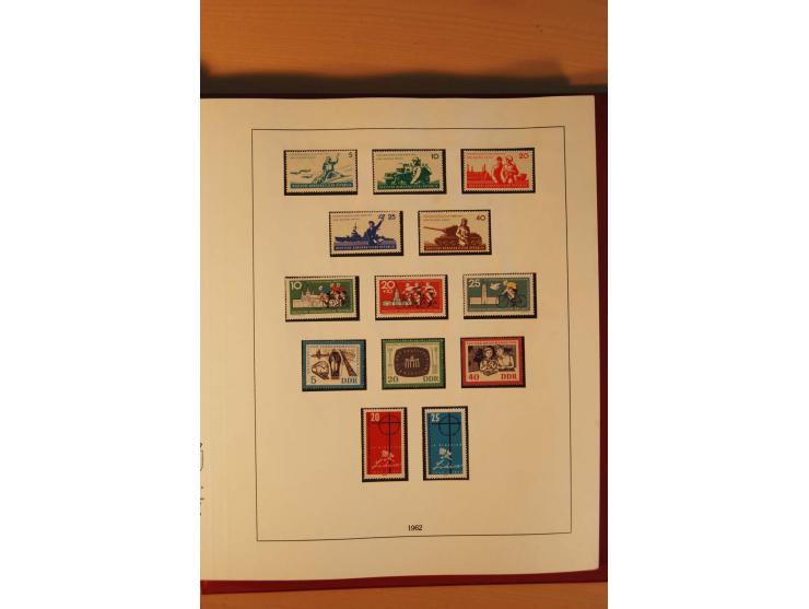 1949/90, kpl. postfrische Sammlung mit u.a. Mi.-Nr. 439 a II postfrisch, Fotoattest Weigelt BPP