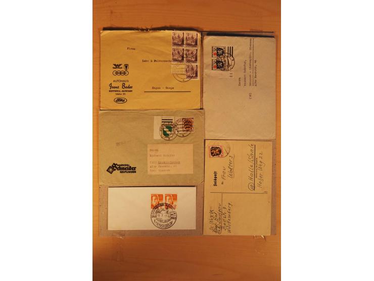 1945/49, über 250 Briefe, Karten und Ganzsachen, dabei Reco, Wert, Zensur, Gebühr bezahlt, provisorische Stempel und R-Zettel