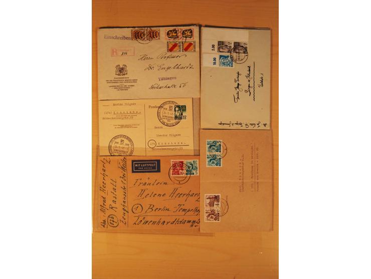 1946/49, ca. 100 Briefe, Karten und Ganzsachen, dabei R-Briefe, Wertbriefe, Portostufen, bessere Frankaturen, Einzel- und Meh