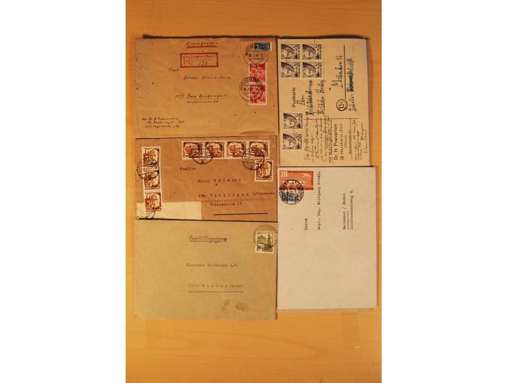 1946/49, ca. 100 Briefe, Karten und Ganzsachen, dabei R-Briefe, Wertbriefe, Portostufen, bessere Frankaturen, Einzel- und Meh