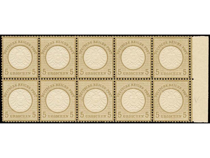 5 Gr. ockerbraun im waagerechten 10er-Block mit rechtem Bogenrand, dabei der markante Plattenfehler "Kreisbruch unter T in DE