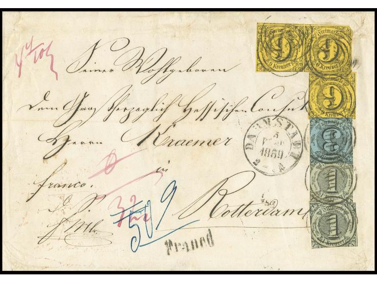 1 Kr. auf olivgrau, zwei Werte, 3 Kr. auf blau sowie 3 Werte 9 Kr. auf braungelb, dabei ein waagerechtes Paar, mit Nummernste