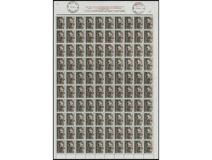 9 L. olivschwarz im kpl. Bogen mit 100 Werten, dabei u.a. Aufdrucktype I auf Feld 44 sowie Aufdruckfehler III, IV, V, VII und