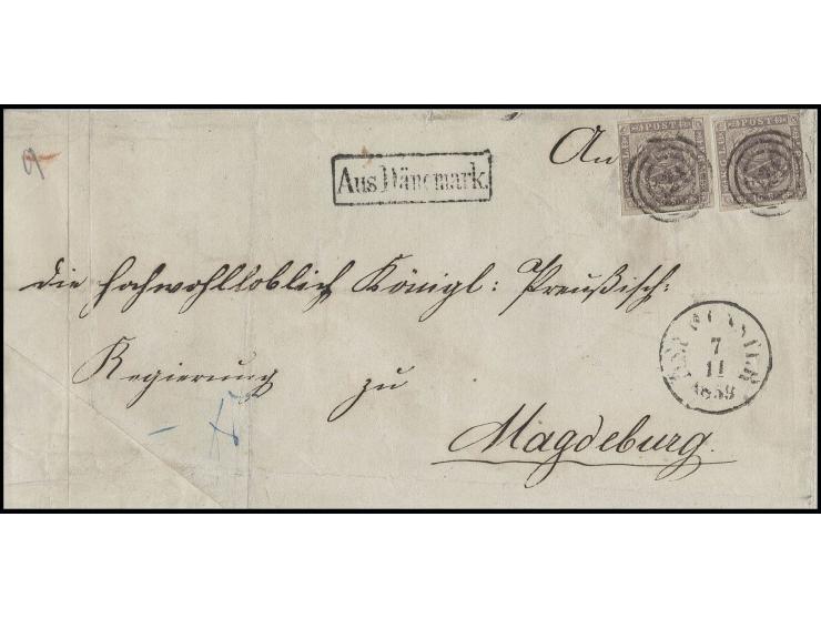 16 S. gräulichviolett, zwei Einzelwerte je knapp- bis vollrandig mit Nummernstempel "124" auf Faltbriefhülle mit nebengesetzt
