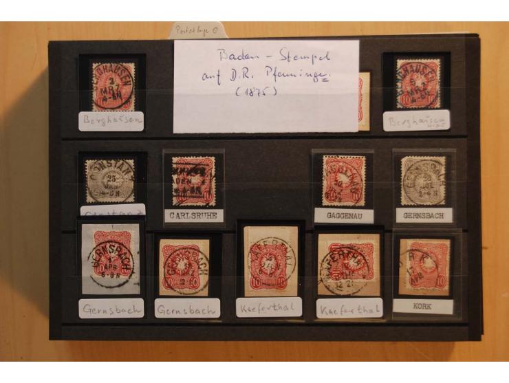 18551/74 (ca.), sehr reichhaltige Sammlung in 13 Kassetten und 3 Briefalben, der Markenteil mit hunderten von ungebrauchten u