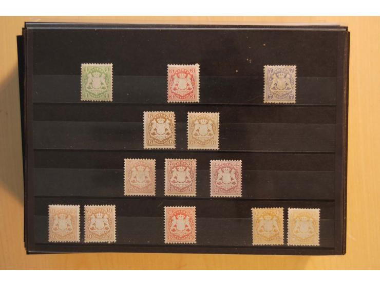 1849/1920, sehr reichhaltiger Sammlungsbestand in 11 Kassetten, 3 Alben und 2 Briefalben, beginnend mit rund 70 (!!) Nr1, dav