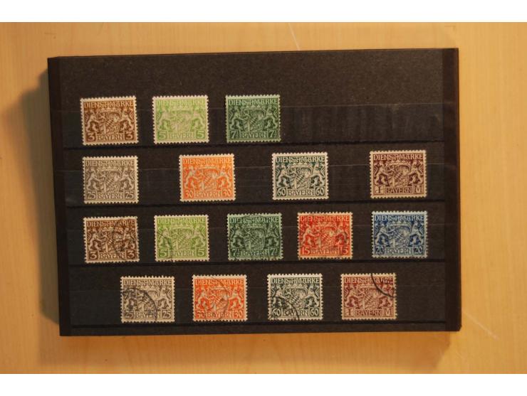 1849/1920, sehr reichhaltiger Sammlungsbestand in 11 Kassetten, 3 Alben und 2 Briefalben, beginnend mit rund 70 (!!) Nr1, dav