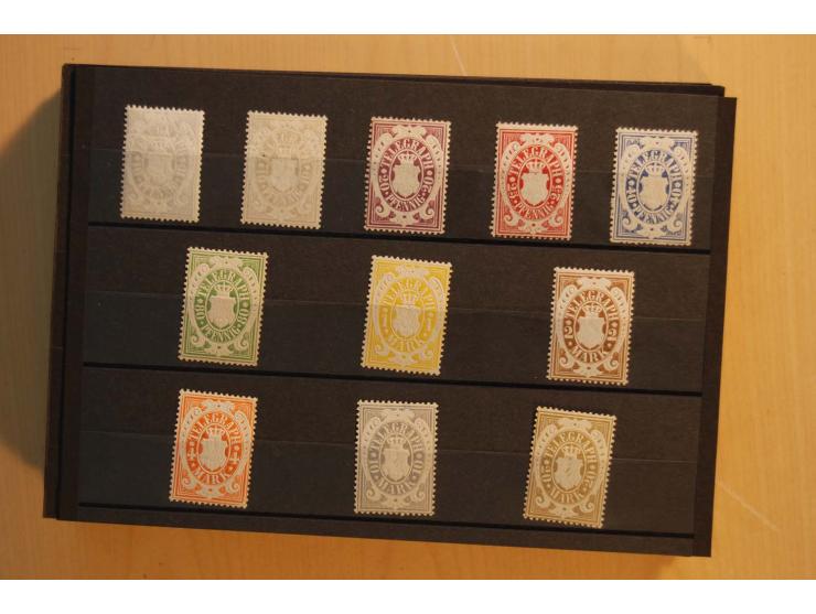 1849/1920, sehr reichhaltiger Sammlungsbestand in 11 Kassetten, 3 Alben und 2 Briefalben, beginnend mit rund 70 (!!) Nr1, dav
