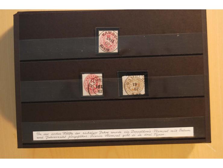 1850/67, sehr reichhaltiger Sammlungsbestand in 8 Kassetten und 3 Briefalben, ab der ersten Ausgabe mit einer Vielzahl von Ei
