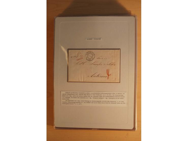 SAMMLUNG WECHSELVERKEHR: 1852/80, aufgezogene Sammlung von rund 80 Briefen (wenige Briefteile) von und nach Sachsen, dabei vi