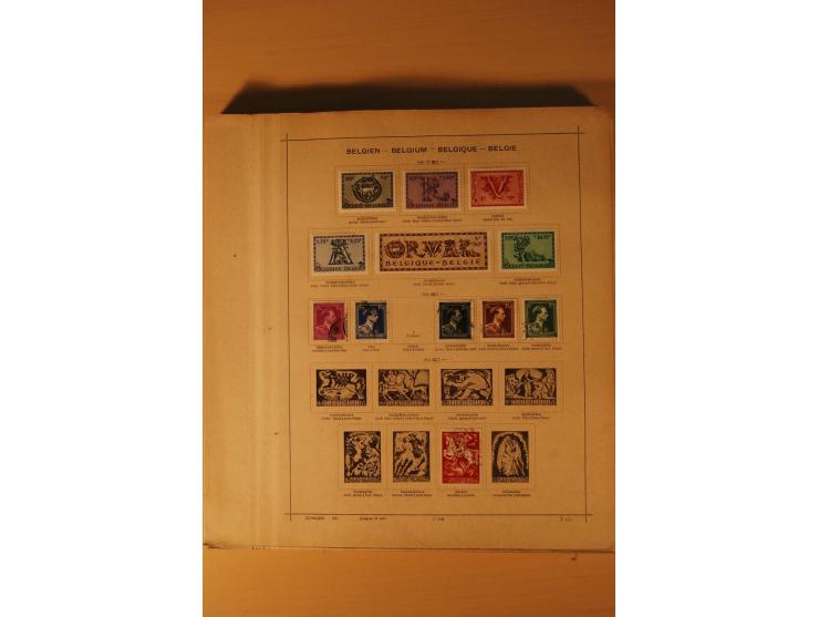 1849/1955, ungebrauchte und gestempelte Sammlung mit guten Werten, Sätzen und Blocks, dazu Belgisch Kongo, Ruanda und Urundi,