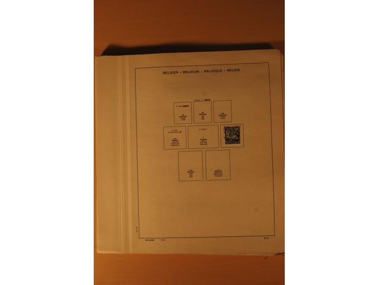 1849/1955, ungebrauchte und gestempelte Sammlung mit guten Werten, Sätzen und Blocks, dazu Belgisch Kongo, Ruanda und Urundi,
