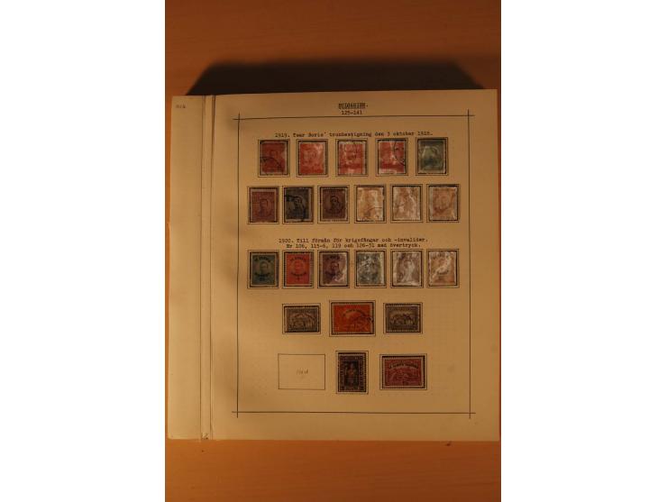 1879/1957, ungebrauchte und gestempelte Sammlung mit guten Werten und Sätzen auf selbstgestalteten Blättern in 2 Alben