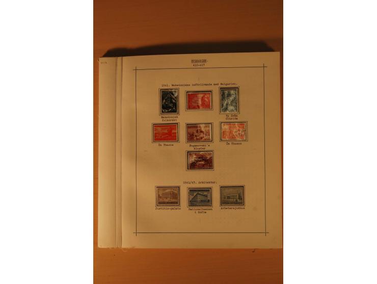 1879/1957, ungebrauchte und gestempelte Sammlung mit guten Werten und Sätzen auf selbstgestalteten Blättern in 2 Alben