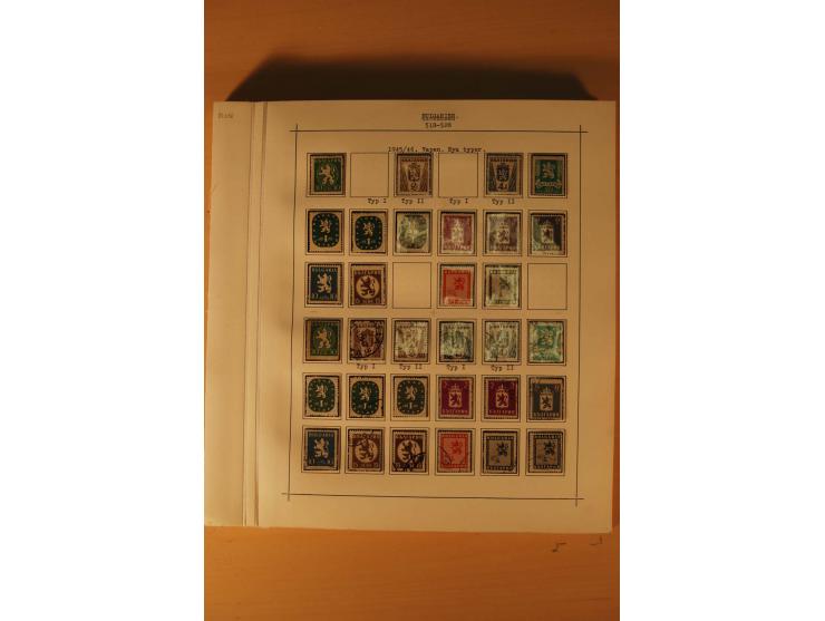 1879/1957, ungebrauchte und gestempelte Sammlung mit guten Werten und Sätzen auf selbstgestalteten Blättern in 2 Alben