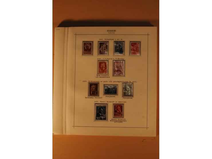 1879/1957, ungebrauchte und gestempelte Sammlung mit guten Werten und Sätzen auf selbstgestalteten Blättern in 2 Alben