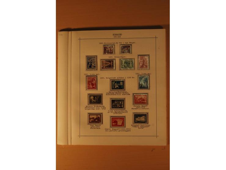 1879/1957, ungebrauchte und gestempelte Sammlung mit guten Werten und Sätzen auf selbstgestalteten Blättern in 2 Alben