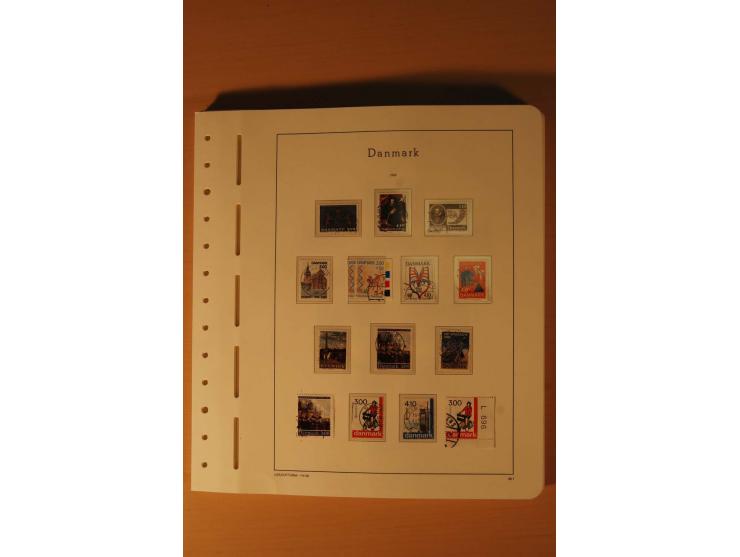 1861/2001, postfrische und gestempelte Sammlung, dabei Mi.-Nr. 10 (Fotoattest Diena), 66, 81 etc., dazu Markenheftchen, Doubl