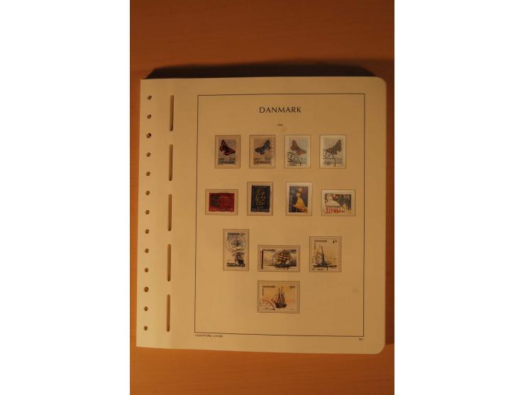 1861/2001, postfrische und gestempelte Sammlung, dabei Mi.-Nr. 10 (Fotoattest Diena), 66, 81 etc., dazu Markenheftchen, Doubl