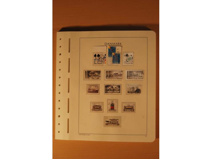 1861/2001, postfrische und gestempelte Sammlung, dabei Mi.-Nr. 10 (Fotoattest Diena), 66, 81 etc., dazu Markenheftchen, Doubl