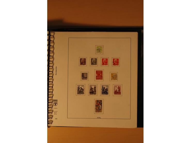1882/1988, gestempelte Sammlung mit besseren Ausgaben auf selbstgestalteten Blättern im Album