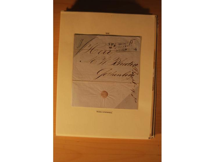 1660/1867, Post aus und nach Dänemark inkl. Schleswig-Holstein, umfangreiche Sammlung mit über 160 unfrankierten Briefen auf 
