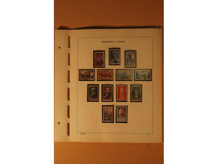 1849/2002, meist gestempelte Sammlung mit besseren Werten, teils stark unterschiedlicher Erhaltung, dazu gestempelte Sammlung