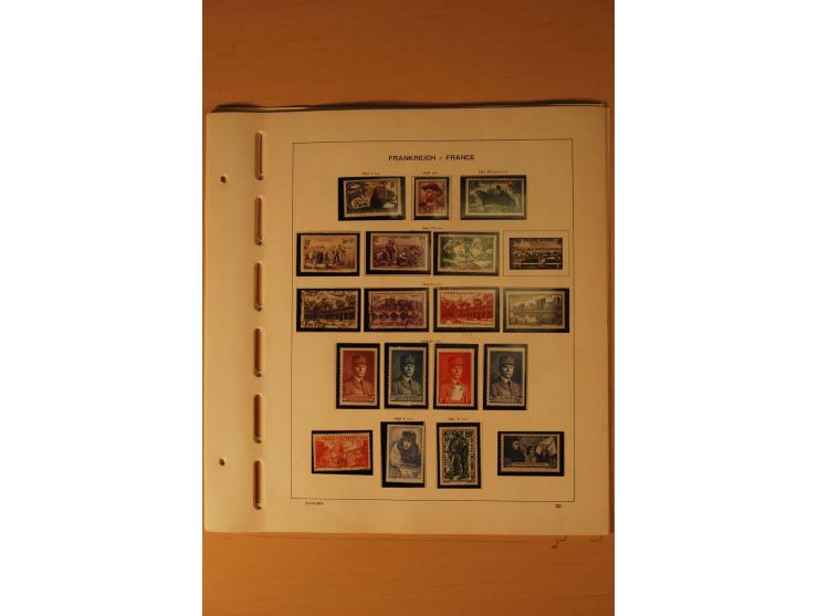 1849/2002, meist gestempelte Sammlung mit besseren Werten, teils stark unterschiedlicher Erhaltung, dazu gestempelte Sammlung