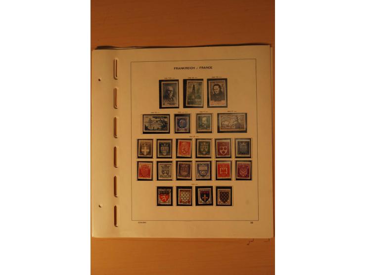 1849/2002, meist gestempelte Sammlung mit besseren Werten, teils stark unterschiedlicher Erhaltung, dazu gestempelte Sammlung