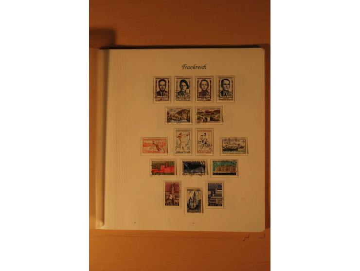 1849/2002, meist gestempelte Sammlung mit besseren Werten, teils stark unterschiedlicher Erhaltung, dazu gestempelte Sammlung