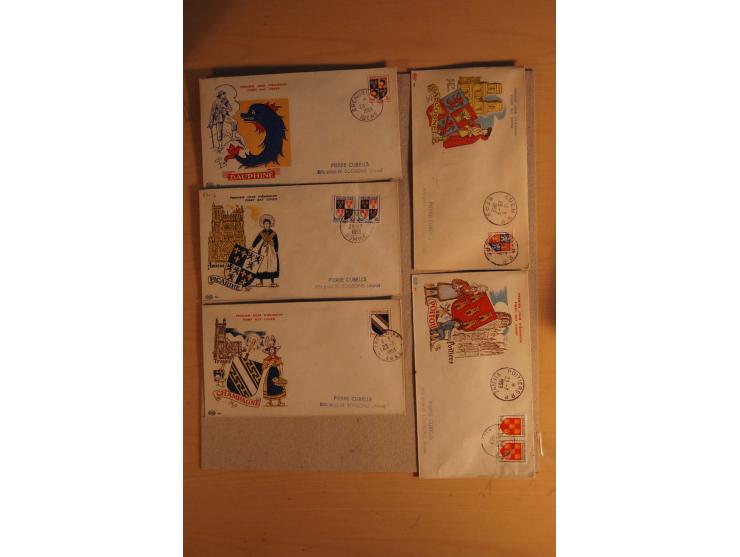 1882/1983, interessanter Posten mit Briefen, Karten und Ganzsachenkarten, dabei Bedarfspost, FDC, Bildpostkarten und Frz. Kol