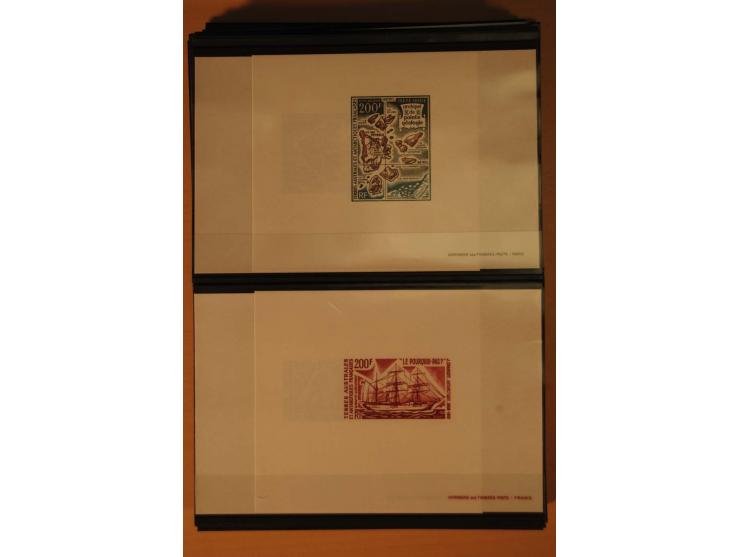 1956/76, Partie postfrischer, fast ausschließlich ungezähnter Werte sowie Epreuves de Luxe