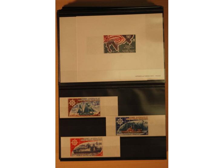 1956/76, Partie postfrischer, fast ausschließlich ungezähnter Werte sowie Epreuves de Luxe