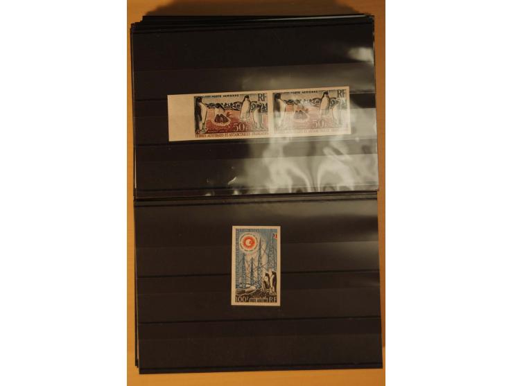 1956/76, Partie postfrischer, fast ausschließlich ungezähnter Werte sowie Epreuves de Luxe
