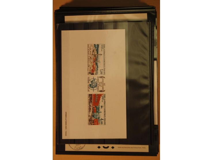 1956/76, Partie postfrischer, fast ausschließlich ungezähnter Werte sowie Epreuves de Luxe