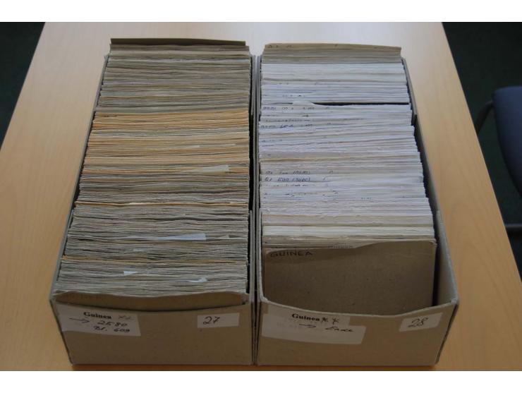 1959/2002, postfrischer umfangreicher Bestand, dabei geschnittene und ungezähnte Ausgaben, Block, Kleinbogen etc., hoher Kata