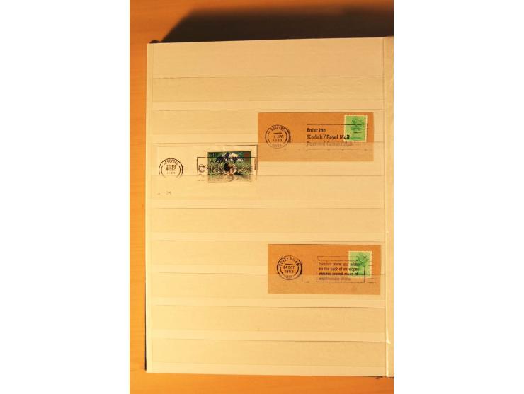 1841/2006, postfrische, ungebrauchte und gestempelte Sammlung, dazu Doubletten und Markenheftchen, im großen Karton