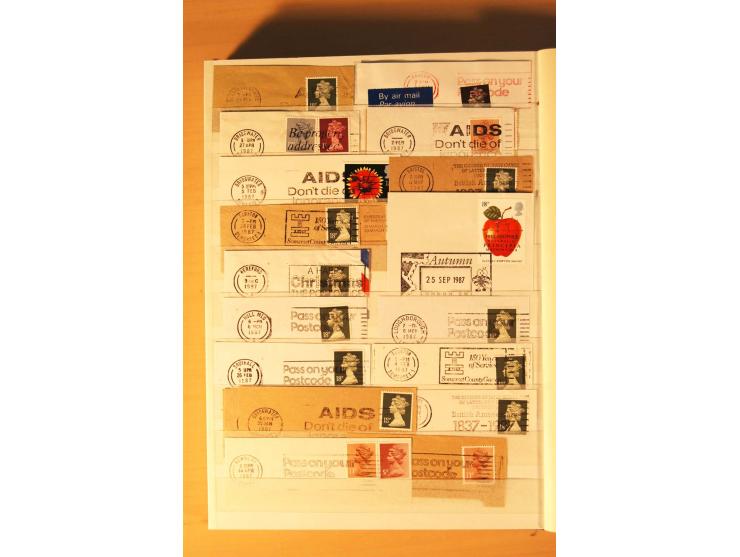 1841/2006, postfrische, ungebrauchte und gestempelte Sammlung, dazu Doubletten und Markenheftchen, im großen Karton