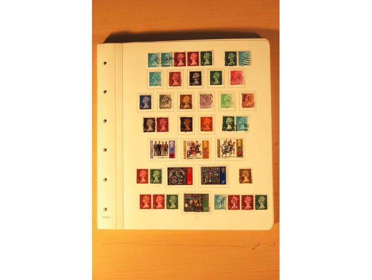 1841/2006, postfrische, ungebrauchte und gestempelte Sammlung, dazu Doubletten und Markenheftchen, im großen Karton
