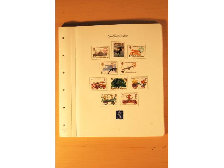 1841/2006, postfrische, ungebrauchte und gestempelte Sammlung, dazu Doubletten und Markenheftchen, im großen Karton