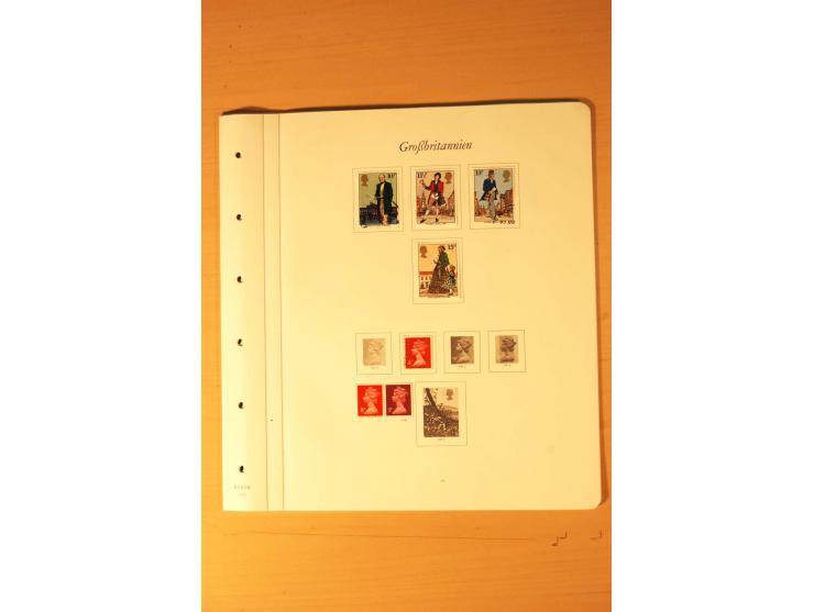 1841/2006, postfrische, ungebrauchte und gestempelte Sammlung, dazu Doubletten und Markenheftchen, im großen Karton