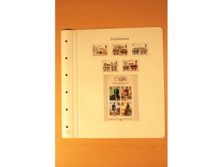 1841/2006, postfrische, ungebrauchte und gestempelte Sammlung, dazu Doubletten und Markenheftchen, im großen Karton
